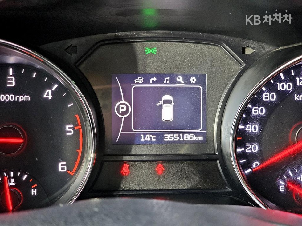 2016 - kia carnival