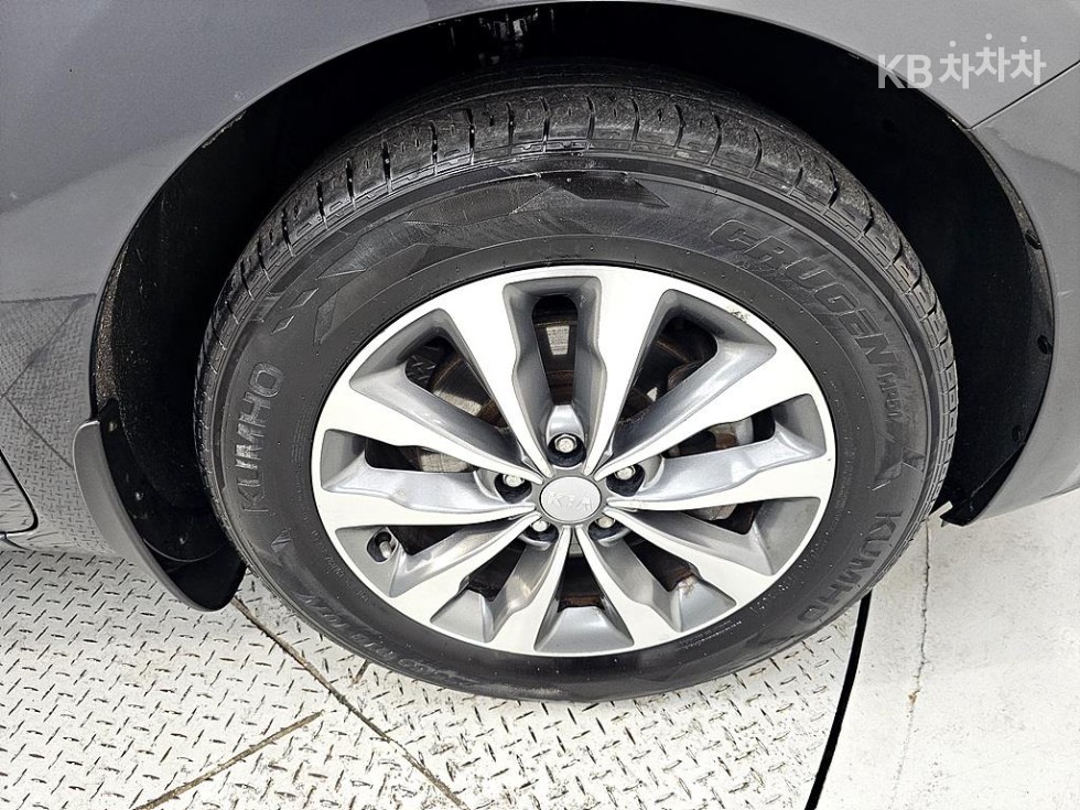 2016 - kia carnival