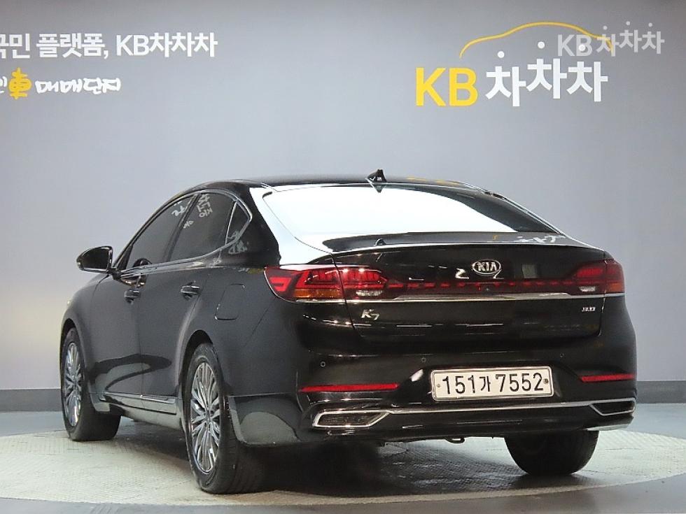 2020 - kia k7