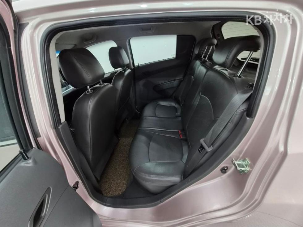 Chevrolet Spark — miniaturë 17