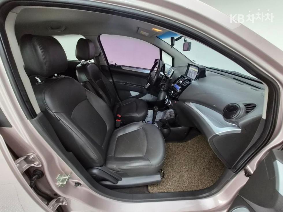 Chevrolet Spark — miniaturë 23
