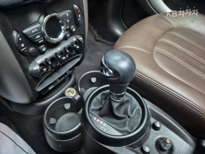 Mini Countryman D ALL4 2.0 Base Type 9