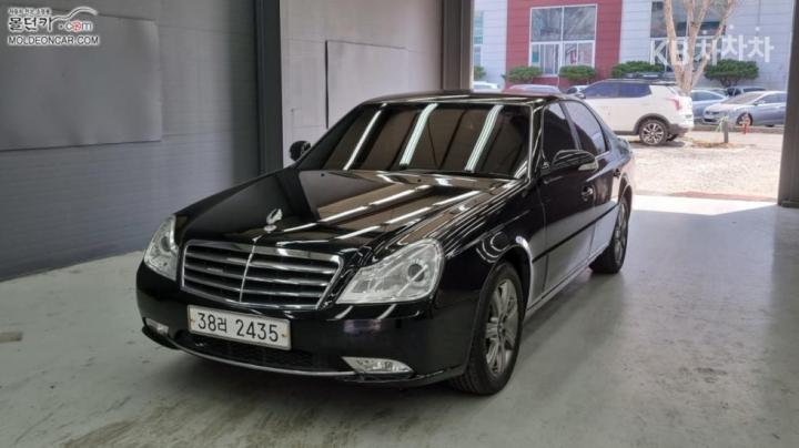 KG Mobility (Ssangyong) Chairman H New Classic 600S VIP