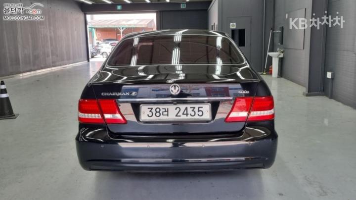 KG Mobility (Ssangyong) Chairman H New Classic 600S VIP 5