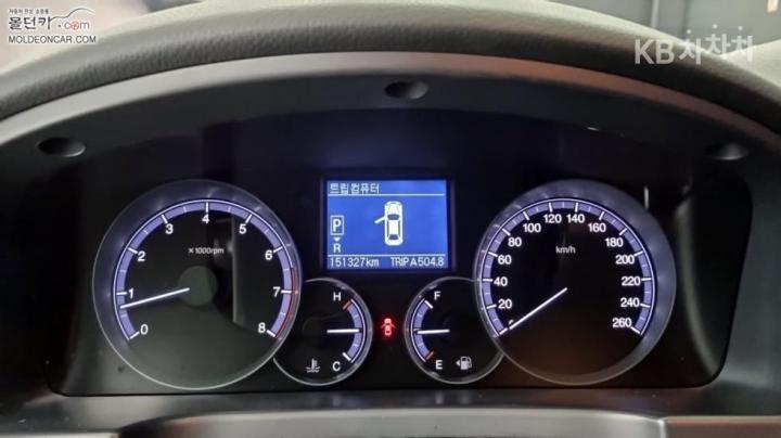 KG Mobility (Ssangyong) Chairman H New Classic 600S VIP 6