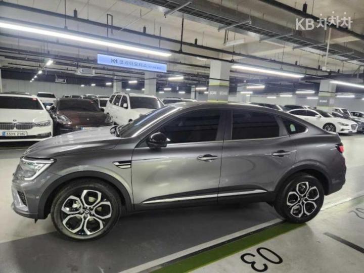 Renault Arkana 1.6 GTe Iconic 3