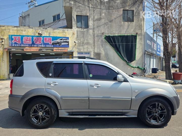 KG Mobility (Ssangyong) Rexton Super RX4 2WD Top Model 5