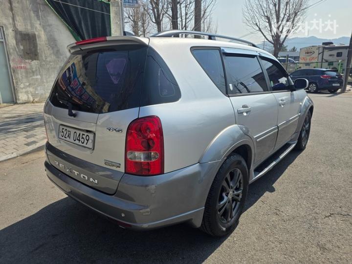 KG Mobility (Ssangyong) Rexton Super RX4 2WD Top Model 7