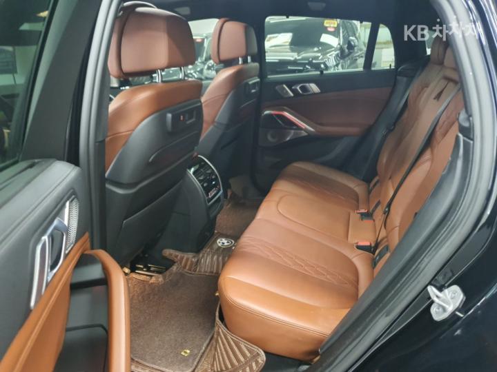 BMW X6 G06 M50i Base Type 9