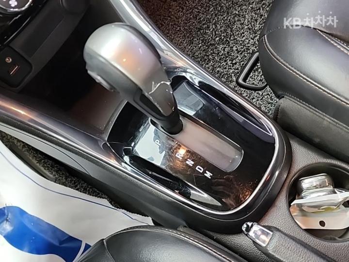 Chevrolet Trax 1.6 Diesel Premier 9