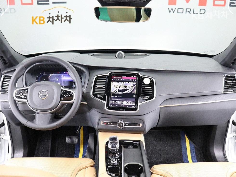 2024 - volvo xc90
