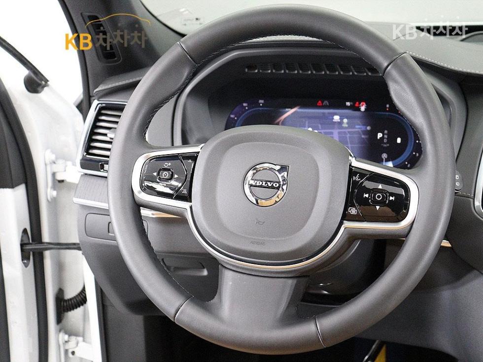 2024 - volvo xc90