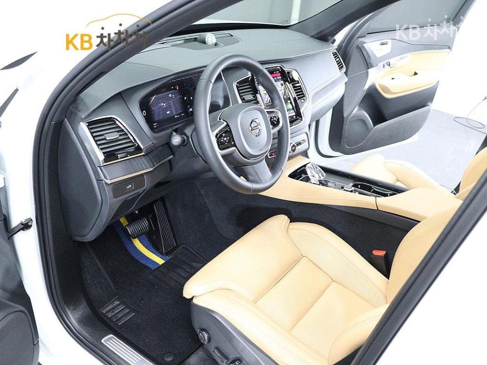 2024 - volvo xc90