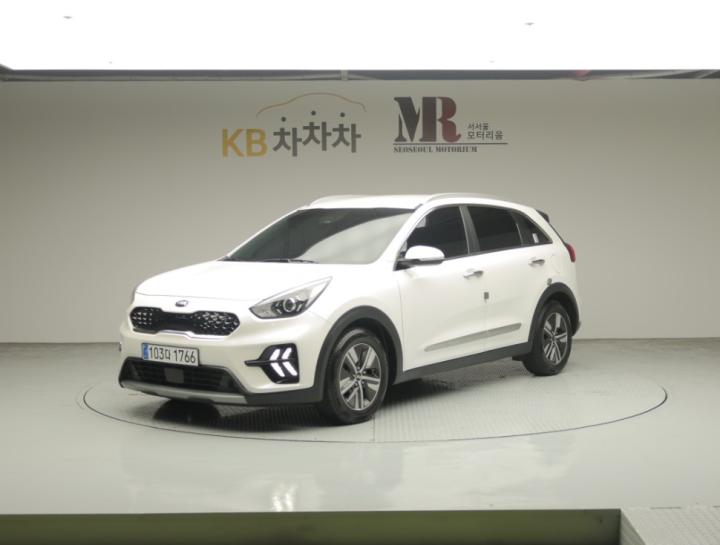 Kia Niro 1.6 HEV Prestige 2