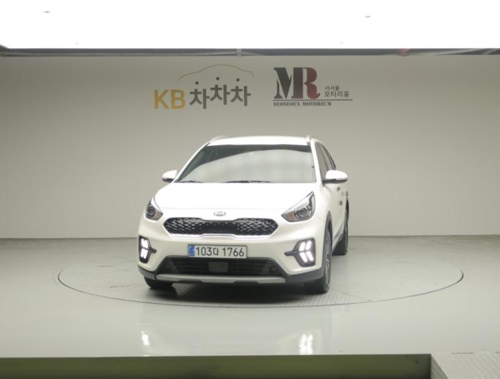 Kia Niro 1.6 HEV Prestige 5