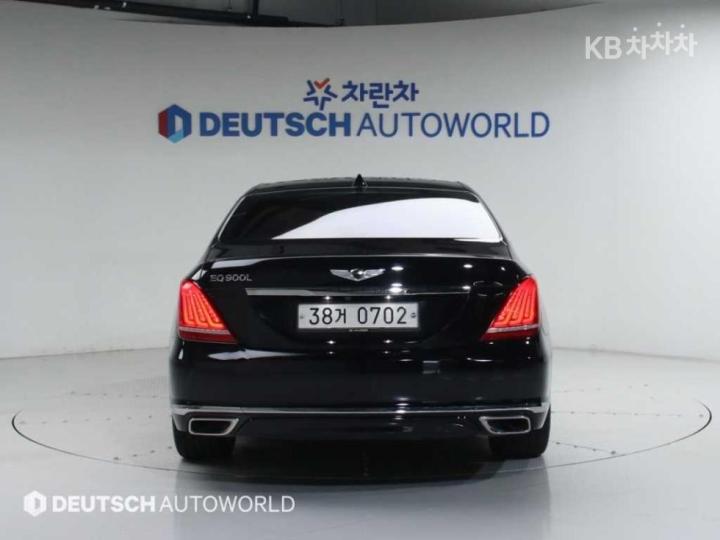 Genesis EQ900 5.0 GDI AWD Prestige Limousine 5