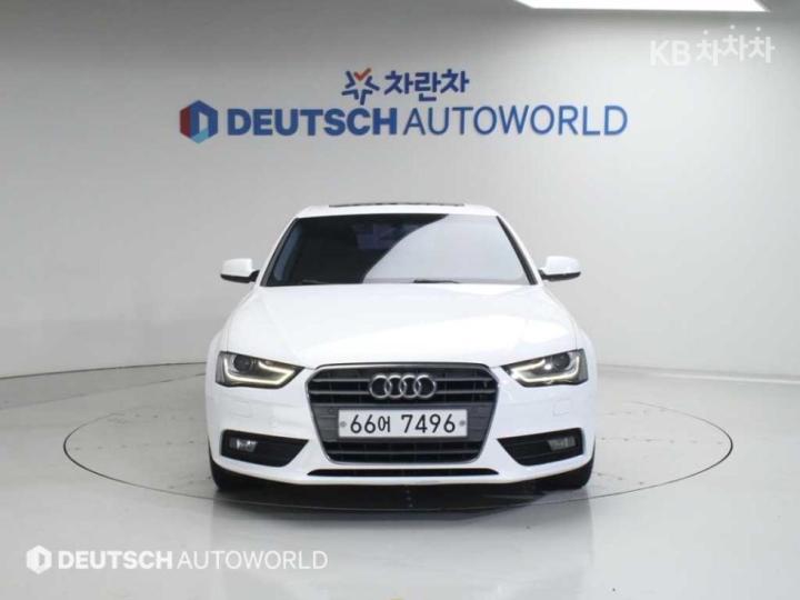 Audi A4 NEW 30 TDI Dynamic B8 4