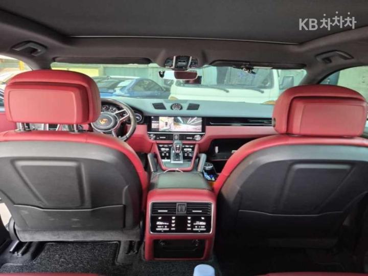 Porsche Cayenne 9Y0 3.0 Coupe Base Type 10