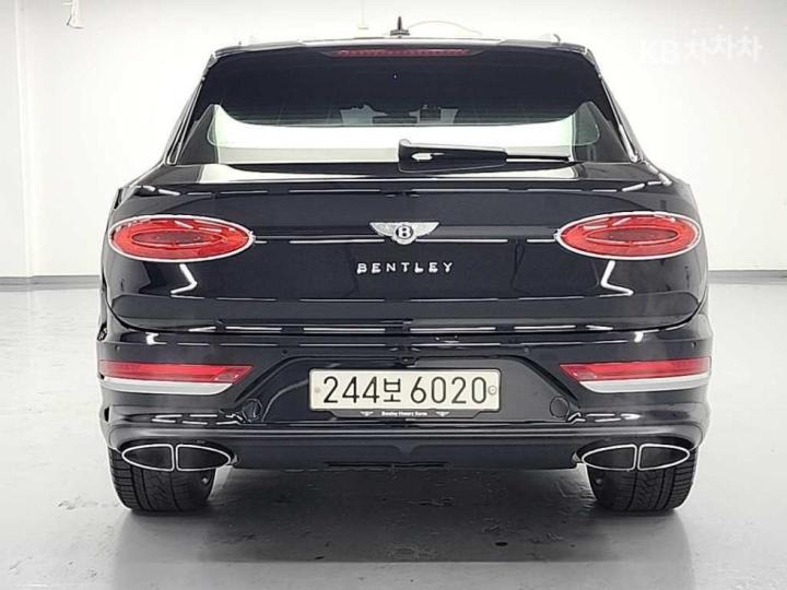 Bentley Bentayga 4.0 V8 AZURE 4