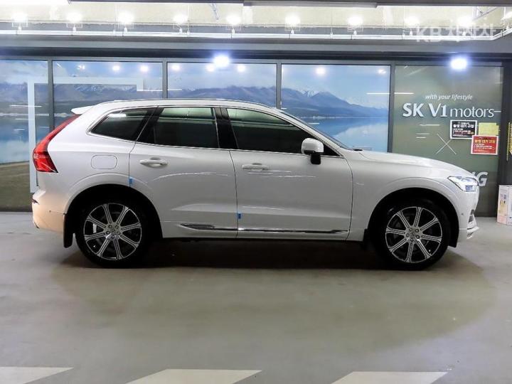 Volvo XC60 B5 Inscription 4