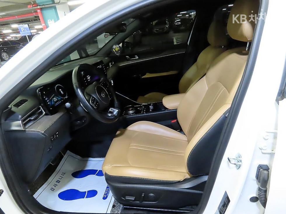 2021 - kia k5