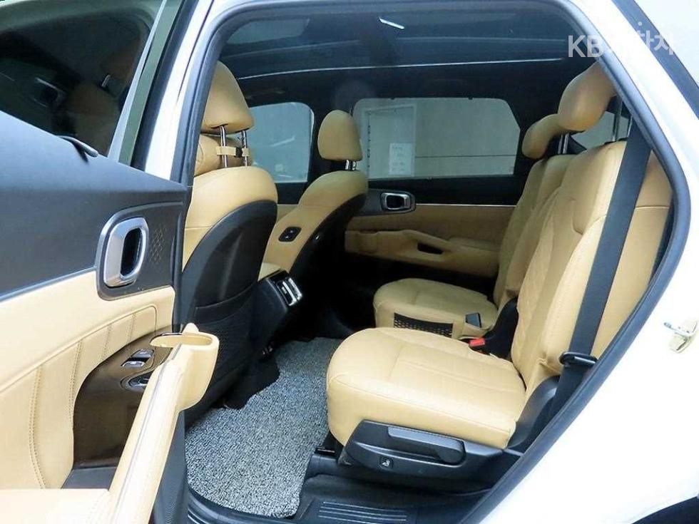 2022 - kia sorento