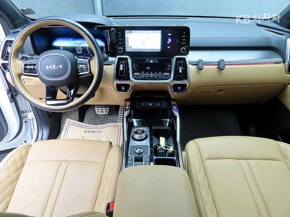 2022 - kia sorento