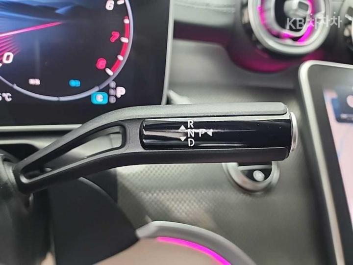 Mercedes-Benz CLE-Class C236 CLE200 Cabriolet Base Type 9