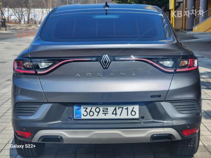 Renault Arkana E-Tech Hybrid 1.6 GTe Iconic 5
