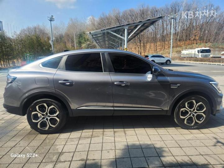 Renault Arkana E-Tech Hybrid 1.6 GTe Iconic 6