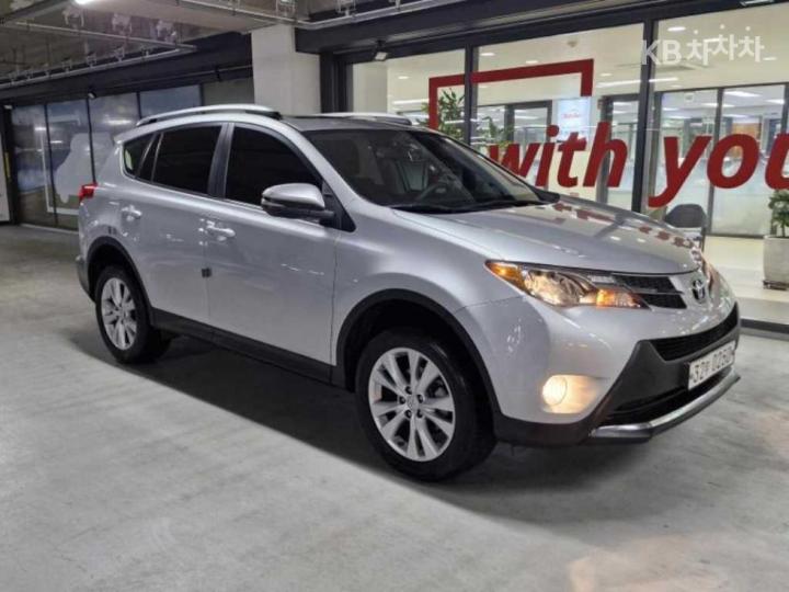 Toyota RAV4 2.5 2WD