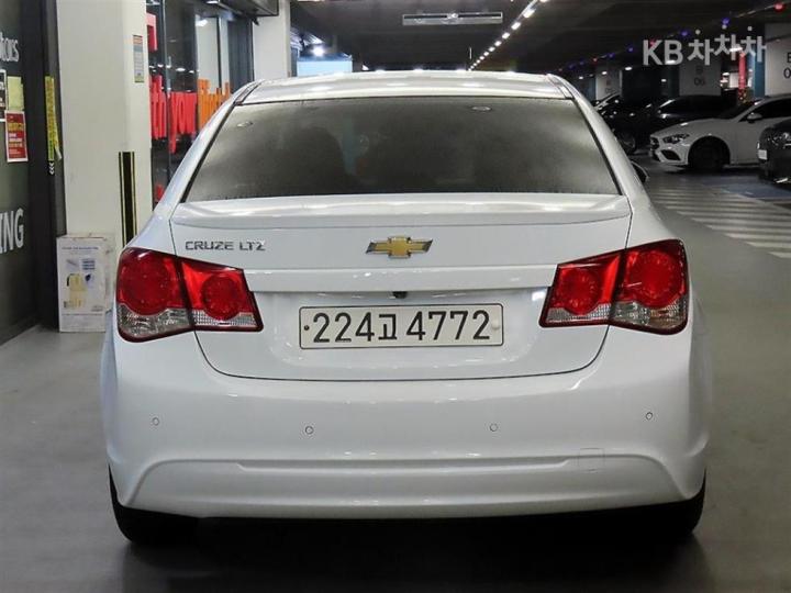 Chevrolet Cruze 1.8 LTZ+ Base Type 6