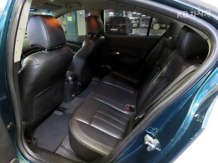 Chevrolet Cruze 1.8 LTZ+ Base Type 8