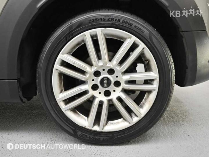 Mini Countryman F60 1.5 Cooper HighTrim 6