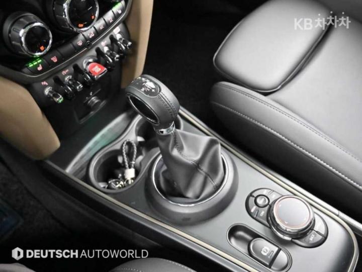 Mini Countryman F60 1.5 Cooper HighTrim 10