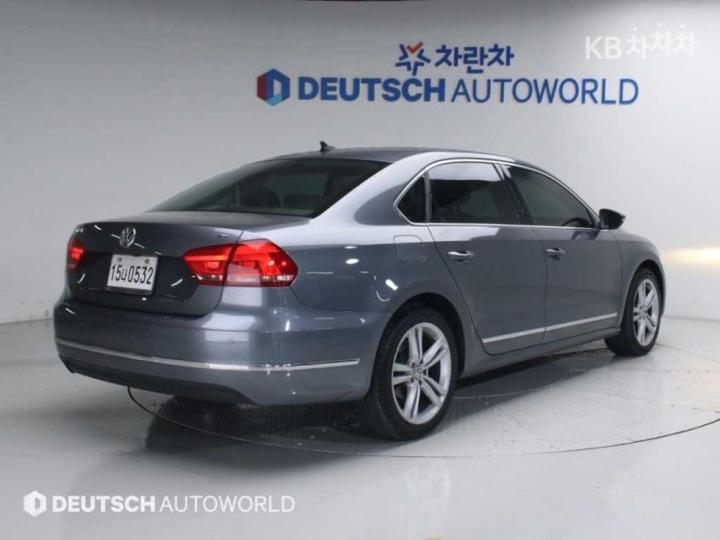 Volkswagen Passat 2.0 TDI B7 11 year ~ 3