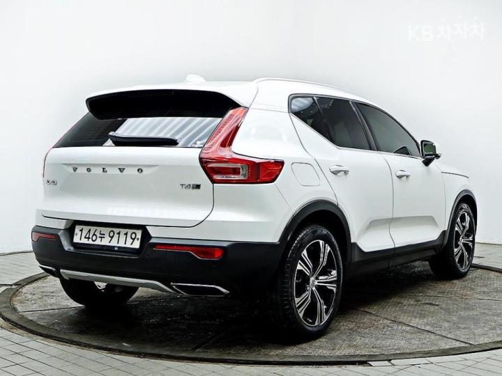 Volvo XC40 T4 AWD Inscription 5