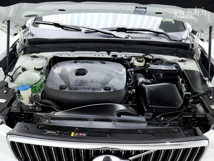 Volvo XC40 T4 AWD Inscription 9