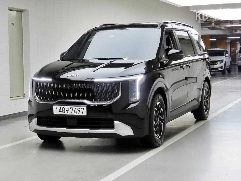 2025 - kia carnival