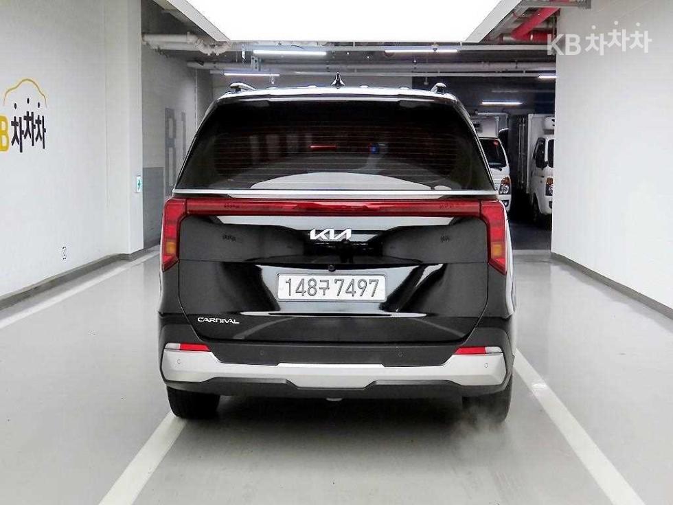 2025 - kia carnival