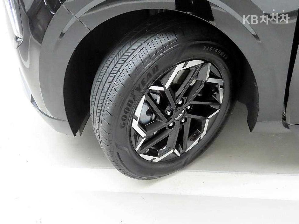 2025 - kia carnival