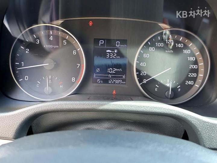 Hyundai Avante AD 1.6 GDi Smart 7