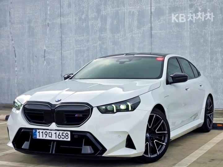 BMW 1M M5 세단 — foto 1