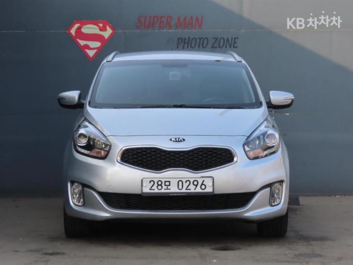 Kia Carens 1.7 VGT Prestige 3