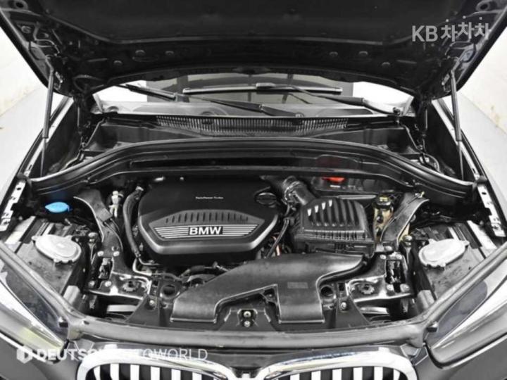 BMW X1 F48 xDrive 18d xLine SE 7