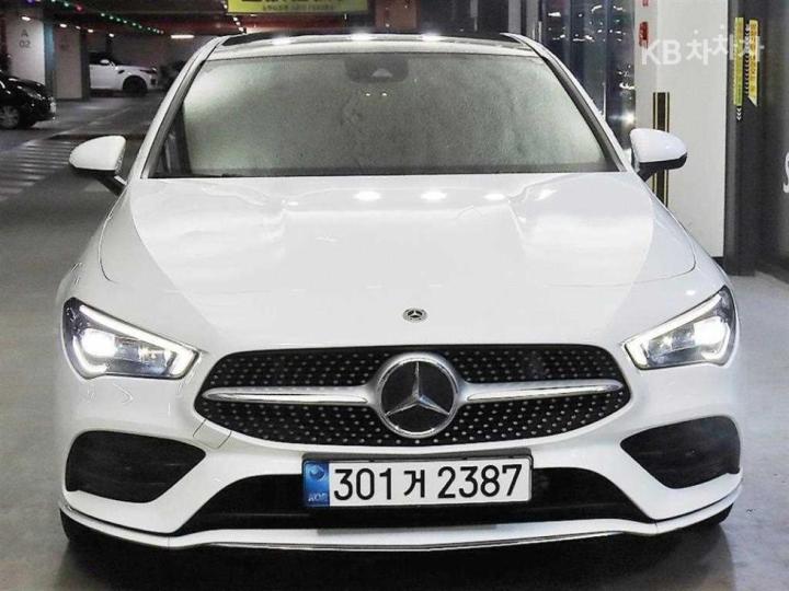Mercedes-Benz CLA-Class C118 CLA250 4MATIC 3