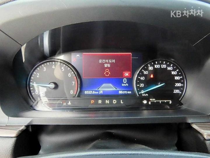 Ford Explorer Gasoline Turbo 2.3 AWD Limited 10