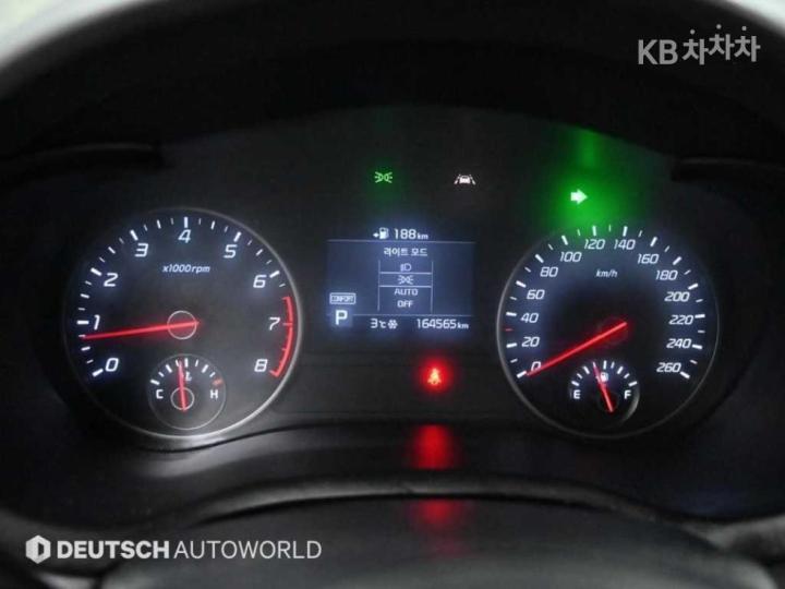 Kia Stinger 2.0 Turbo 2WD Dream Edition 9