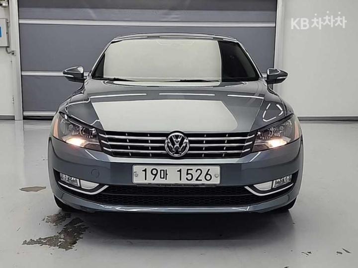 Volkswagen Passat 2.0 TDI B7 11 year ~