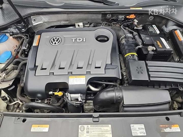 Volkswagen Passat 2.0 TDI B7 11 year ~ 6